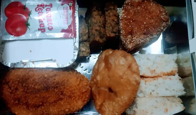 Vrushali Food Service - 4