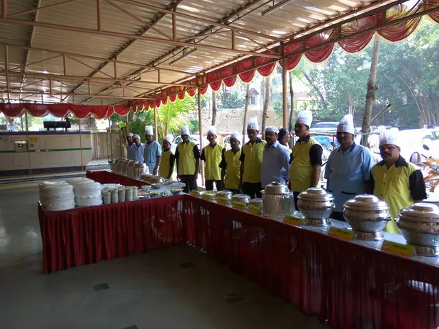 Shedge Bandhu Cateringwale - 6
