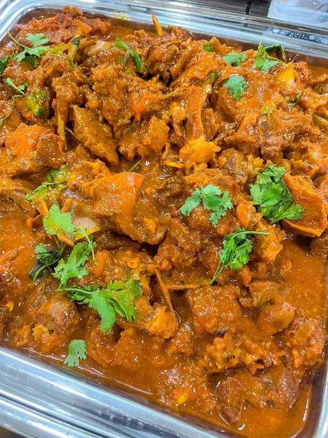 BLACK DIAMOND CATERER - 2