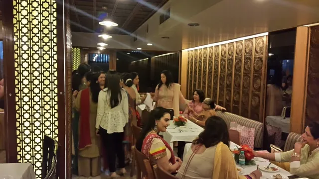 DIMPLE RESTAURANT - 2