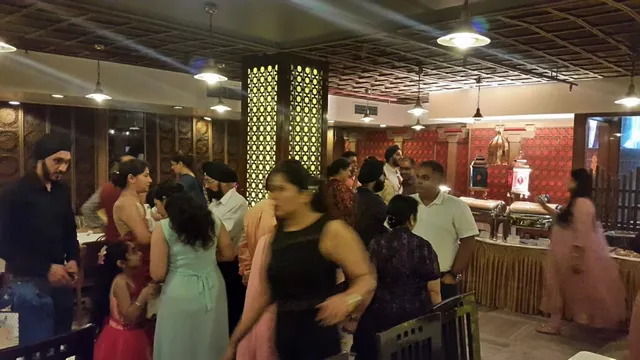 DIMPLE RESTAURANT - 3