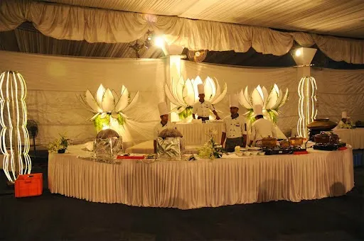 HEERA Catering Inc - 6
