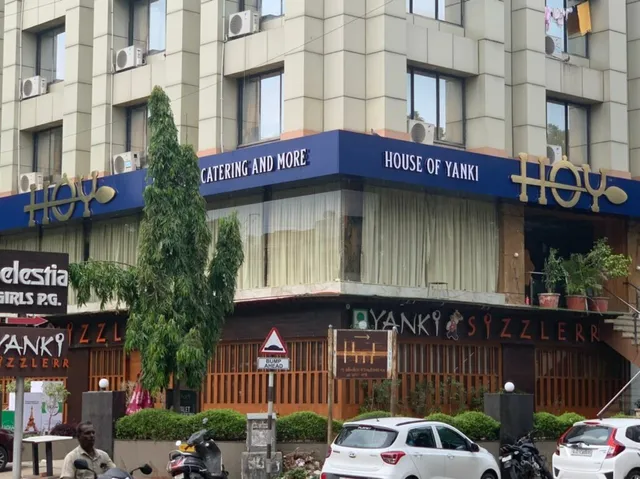 House of Yanki (HOY) - Best Banquet Hall, Corporate, Reception, Marriage, Birthday in Ahmedabad|Catering services Ahmedabad - 6