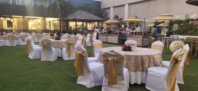 Hot kitchen Outdoor Catering - 6