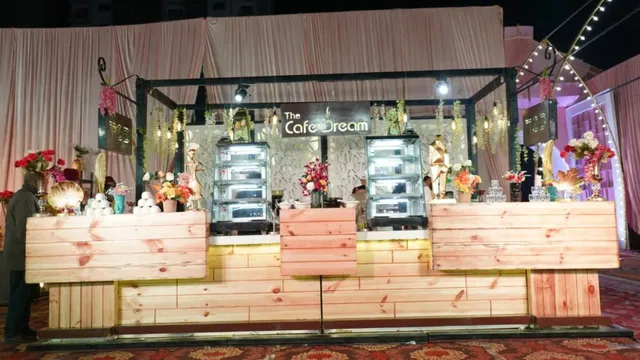 Moti Mahal Lawn by Royal Cafe - 6