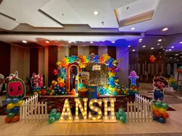 TOY Jungle Balloon Decoration - Catering and Event Planning services in Greater Noida West - 5