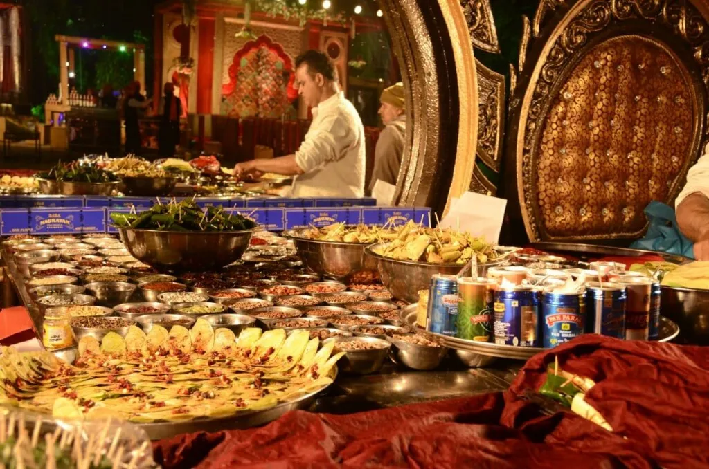 Says Caterers - caterers in agra | Best wedding catering in agra