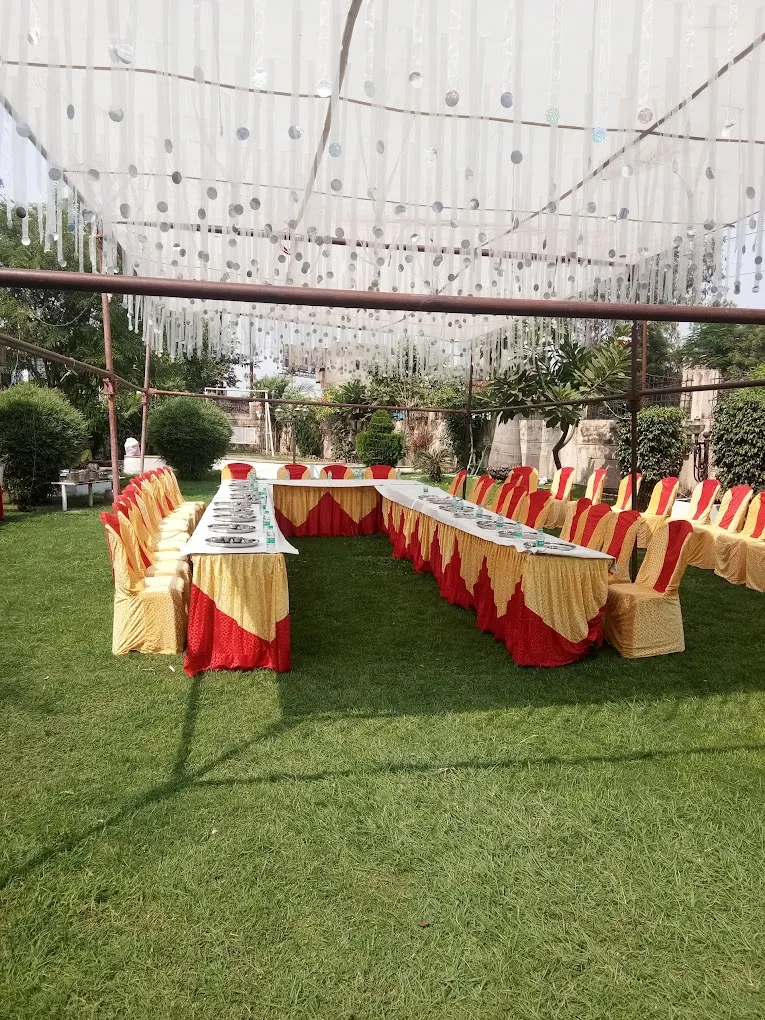 Suruchi Thali Restaurant And Caterers