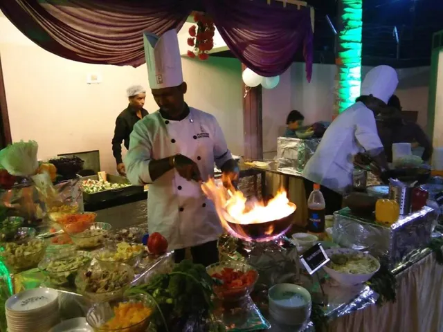 Tandoor Hot - Wedding, Corporate, Birthday Caterering in Bhubaneswar - 5
