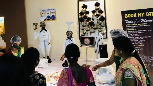 BookMyCatering (Best Wedding Catering Services in Bhubaneswar, Ghar Pratishtha, Bahaghara ,Birthday Catering in Bhubaneswar) - 4