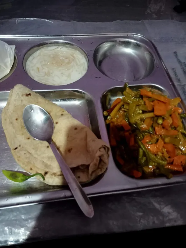 Yummyton food catering service - 2