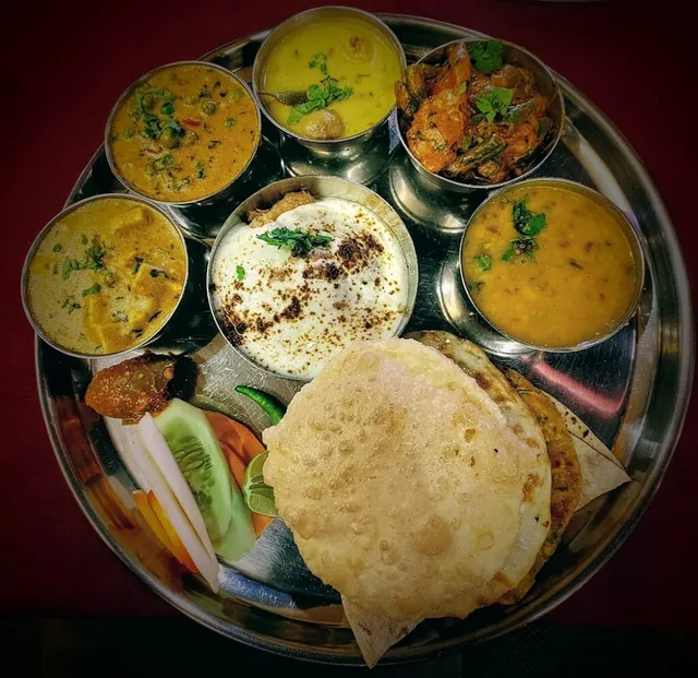 Kaveri Restaurant and Catering - 4