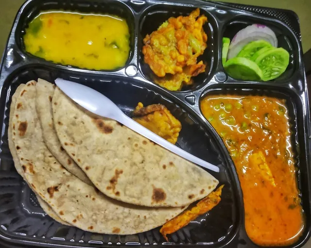 Lunchbox- Tiffin Service in Guwahati | Catering Service in Guwahati - 3