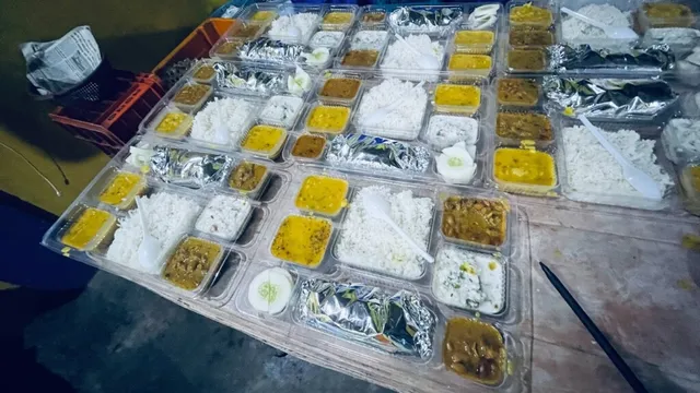 Chirag Tiffin Service & Mess | Chirag kitchen | Home made food | 100% hygienic & vegetarian | fast delivery service - 3