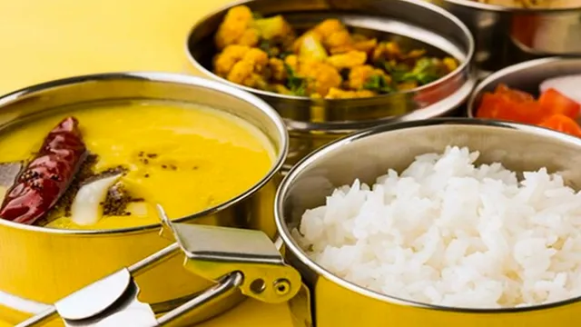 Everest Tiffin Service - 4