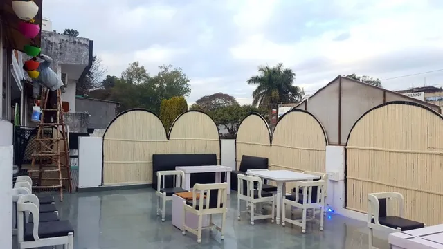 Sweetcorn Cafe and Restaurant - 3