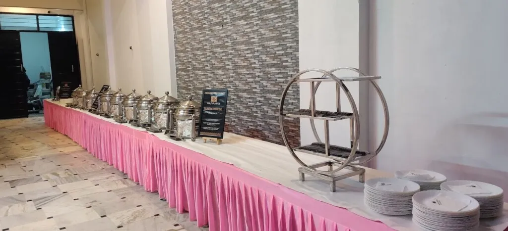 THE PALM PLATES CATERERS