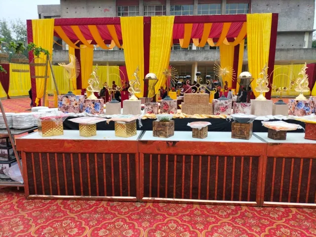 Expert Hand Caterers - 4