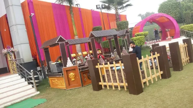 Om Juice Bar & Caterers - 3