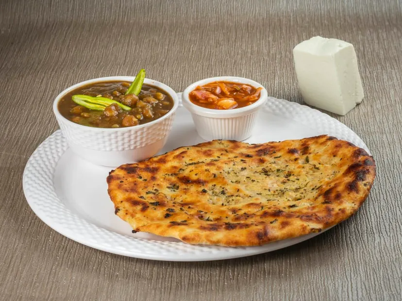 R.K Kulcha Corner And Caterer