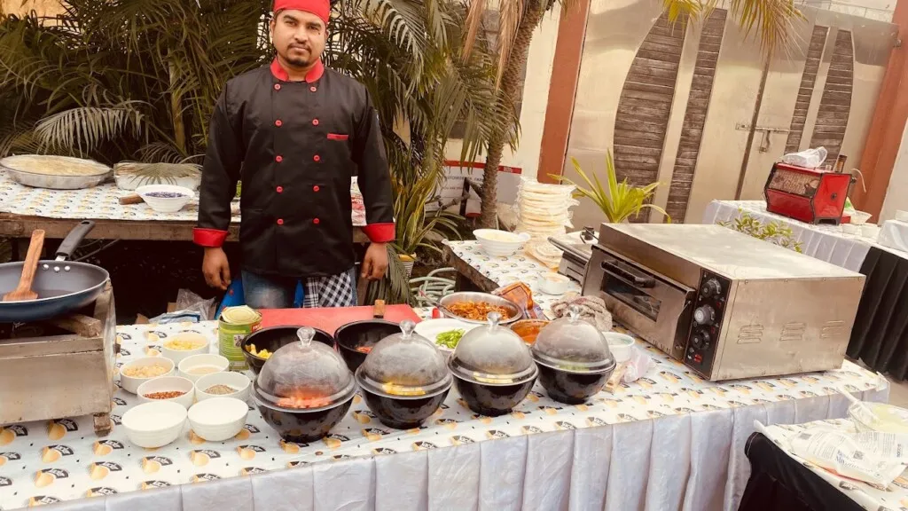 Mad 4 Bar B Que Restaurant & Caterers