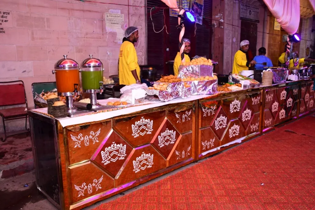 Ratan Misthan Bhandar