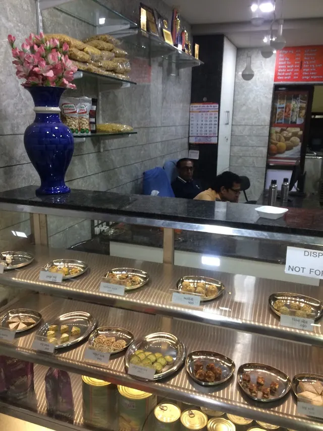 Nanalal Sweets & Caterers - 5