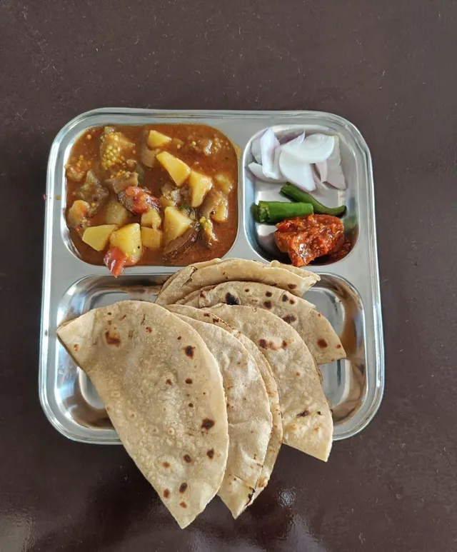 Shri Labdhi Nidhan Caterers - 2