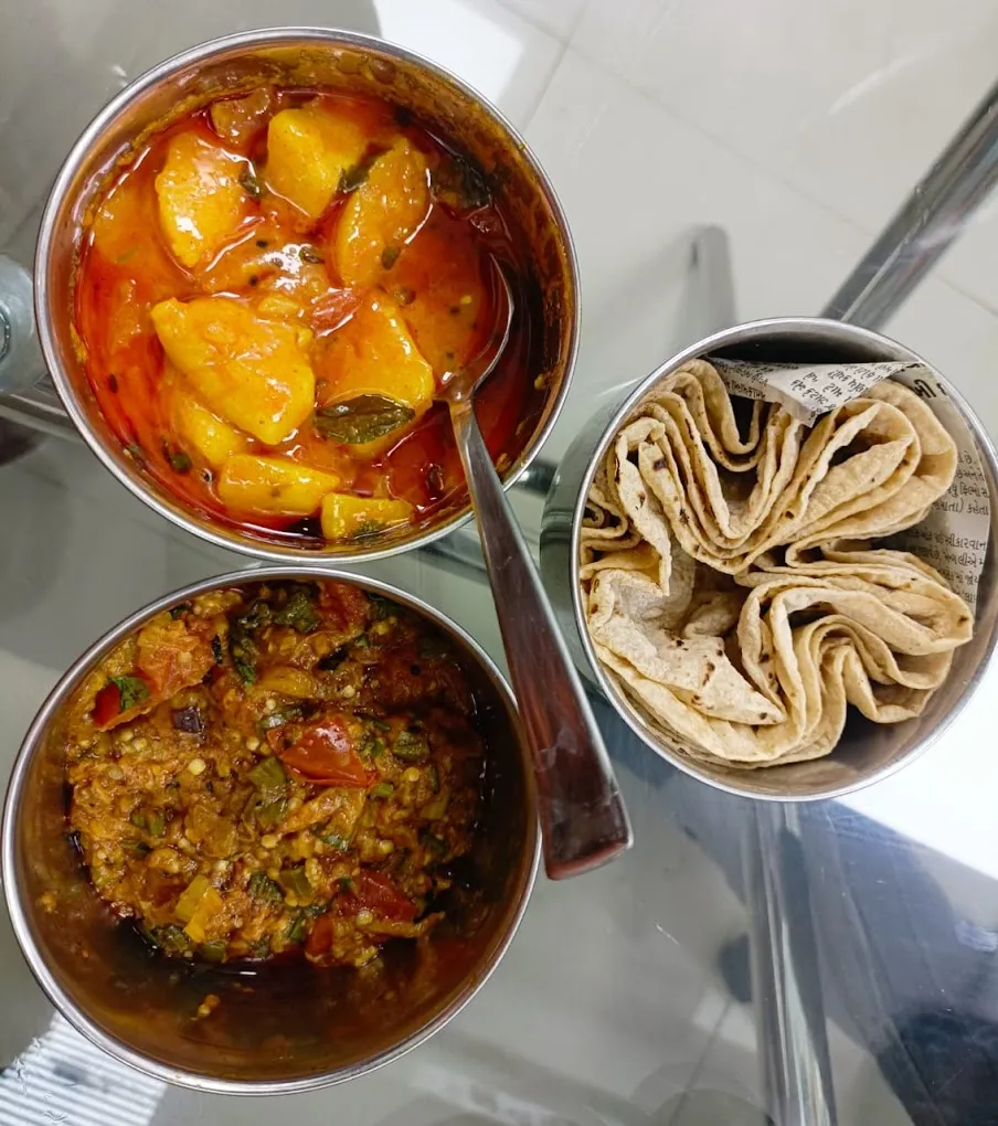 Jyoti Tiffin & Parcel Service