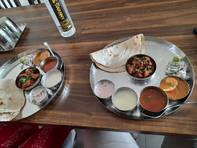 The Thalis ( Kolhapuri Thali ) - Best kolhapuri Non-veg thali in kolhapur - 4