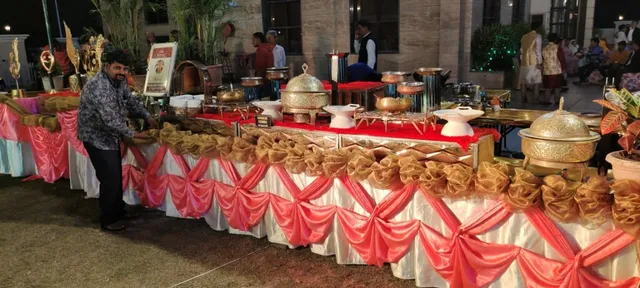 Shri charbhuja catrers - 2