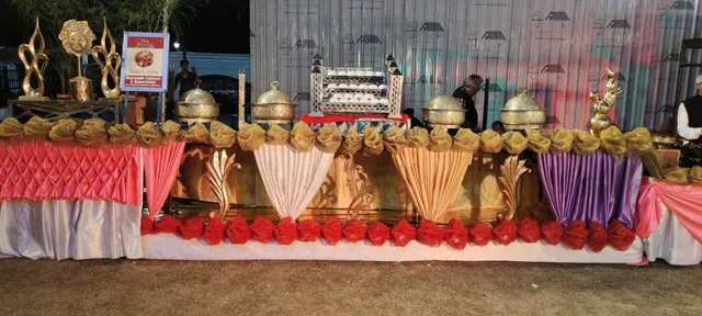 Shri charbhuja catrers - 6