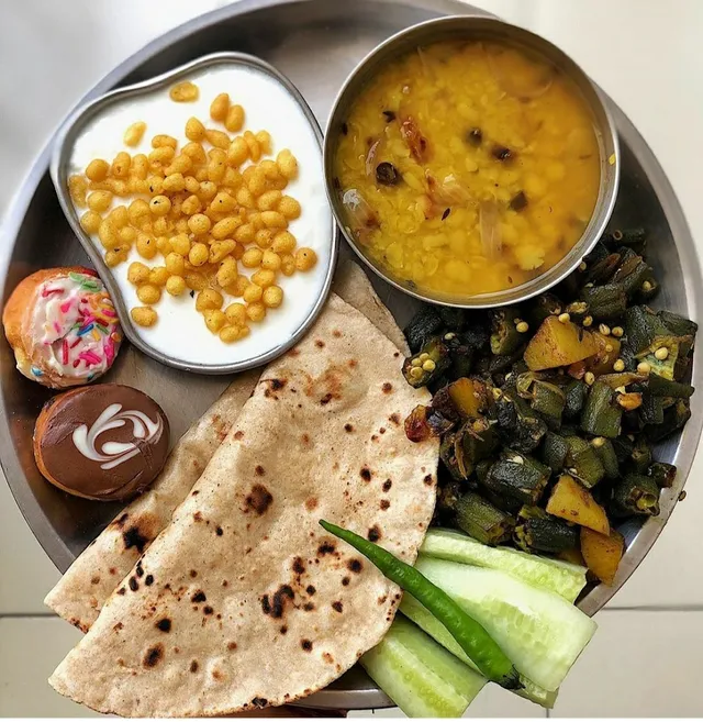 The Tiffin Service - 5