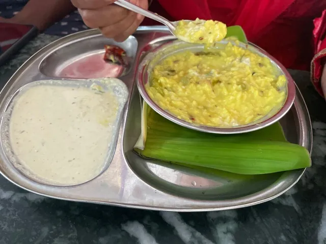 Shringar Hotel & Hegde Caterers - 3