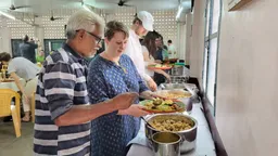 MONI CATERING SERVICE - 2