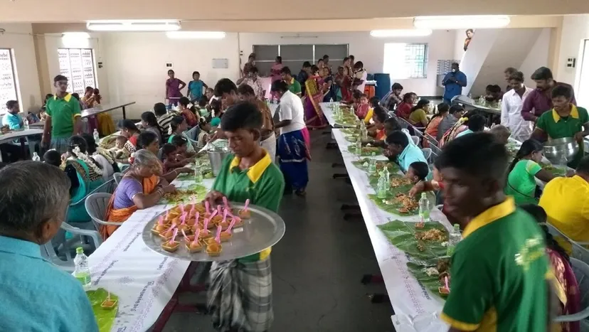 V.M CATERERS - Wedding, Event Veg & Non veg Cooking Contractor Catering service Madurai