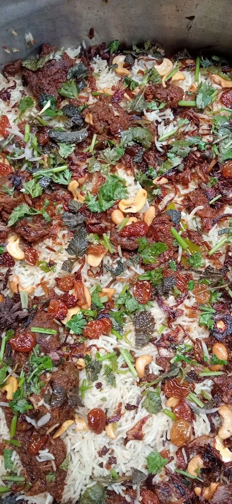 Dheen Samayal Kulu & Catering - 5