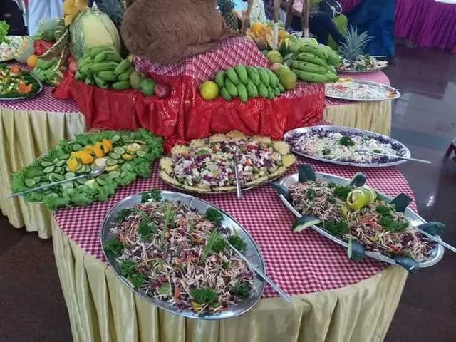 Sunny's Catering - 4