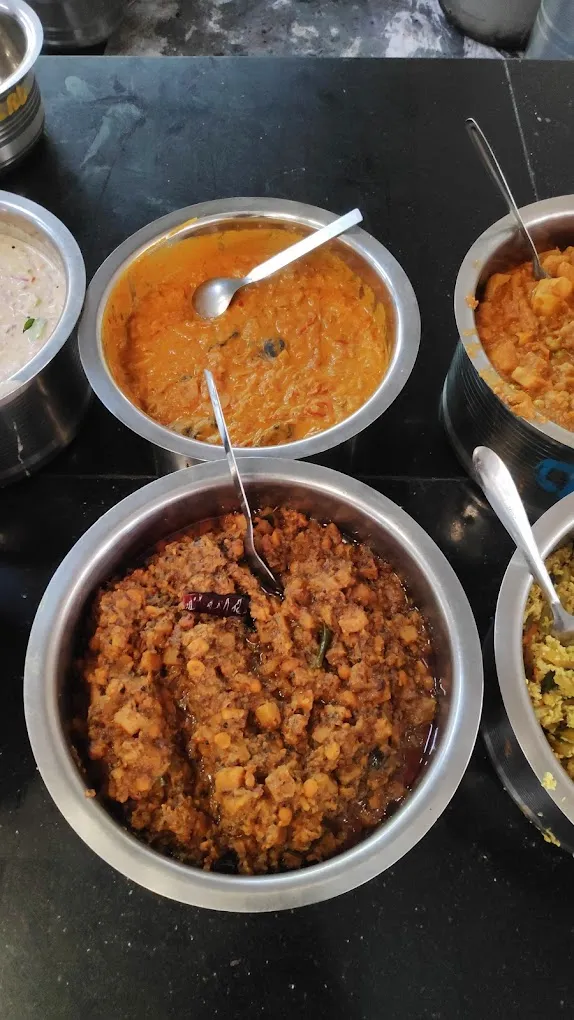 MADHAVAN'S FOOD CATERING SERVICE