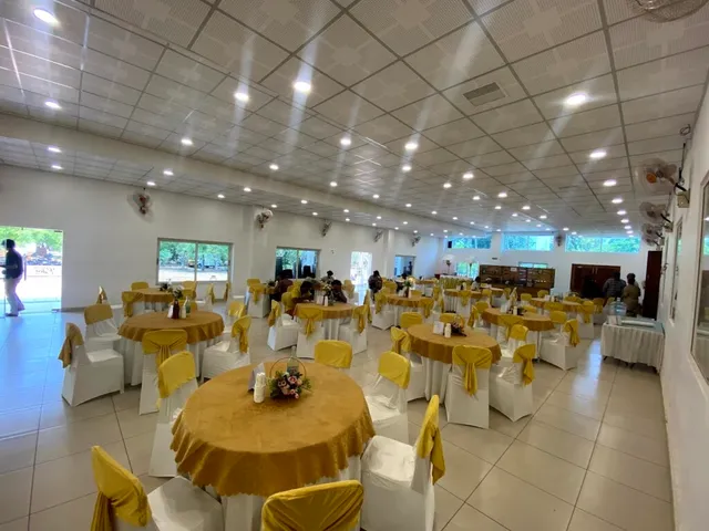 Diamonds fort caterers - 5