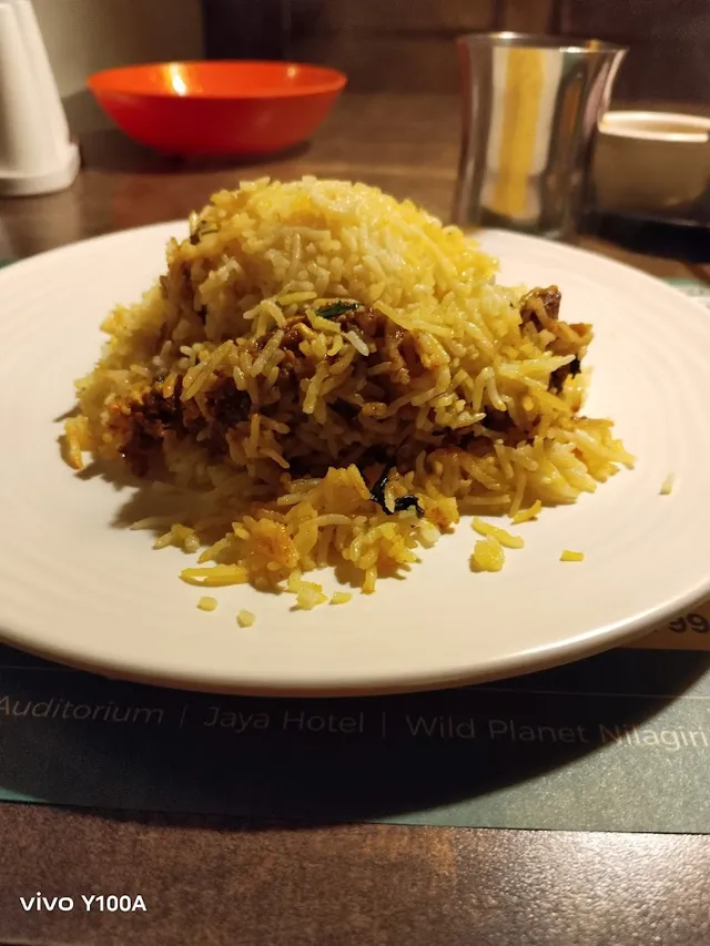 Mayflower Restaurant & Catering - 4