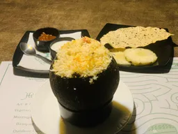 Mayflower Restaurant & Catering - 5