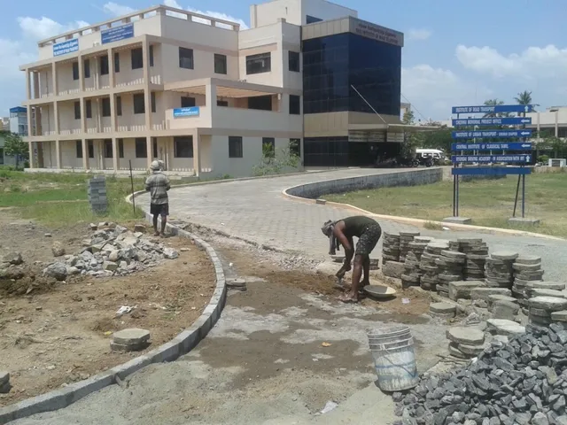 AGR CONSTRUCTIONS - 2
