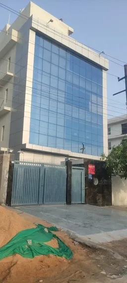 Structural Curtain Wall Glazing and Semi- Unitised Glazing - 3