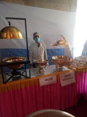 HOT FOOD CATERING ZONE - 13