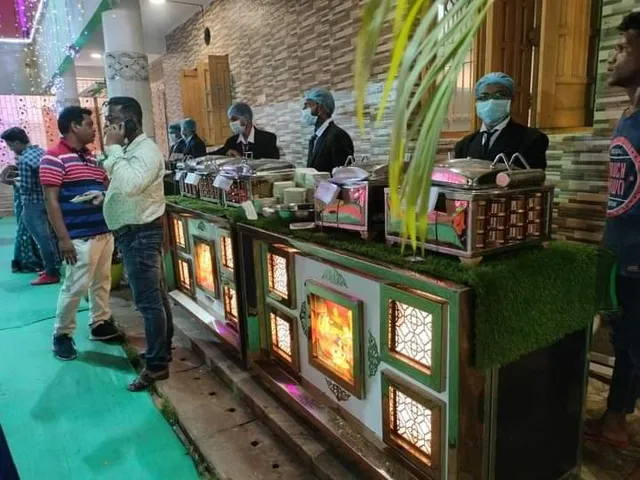 HOT FOOD CATERING ZONE - 24