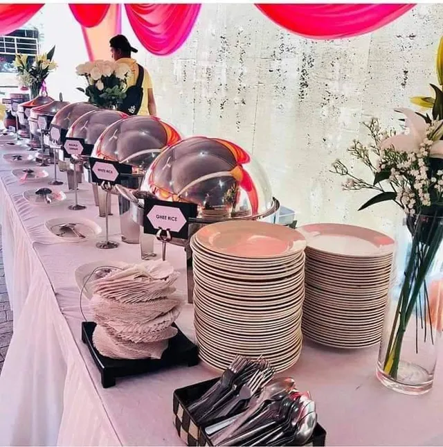 HOT FOOD CATERING ZONE - 37