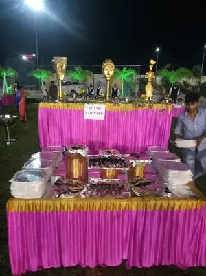 HOT FOOD CATERING ZONE - 67