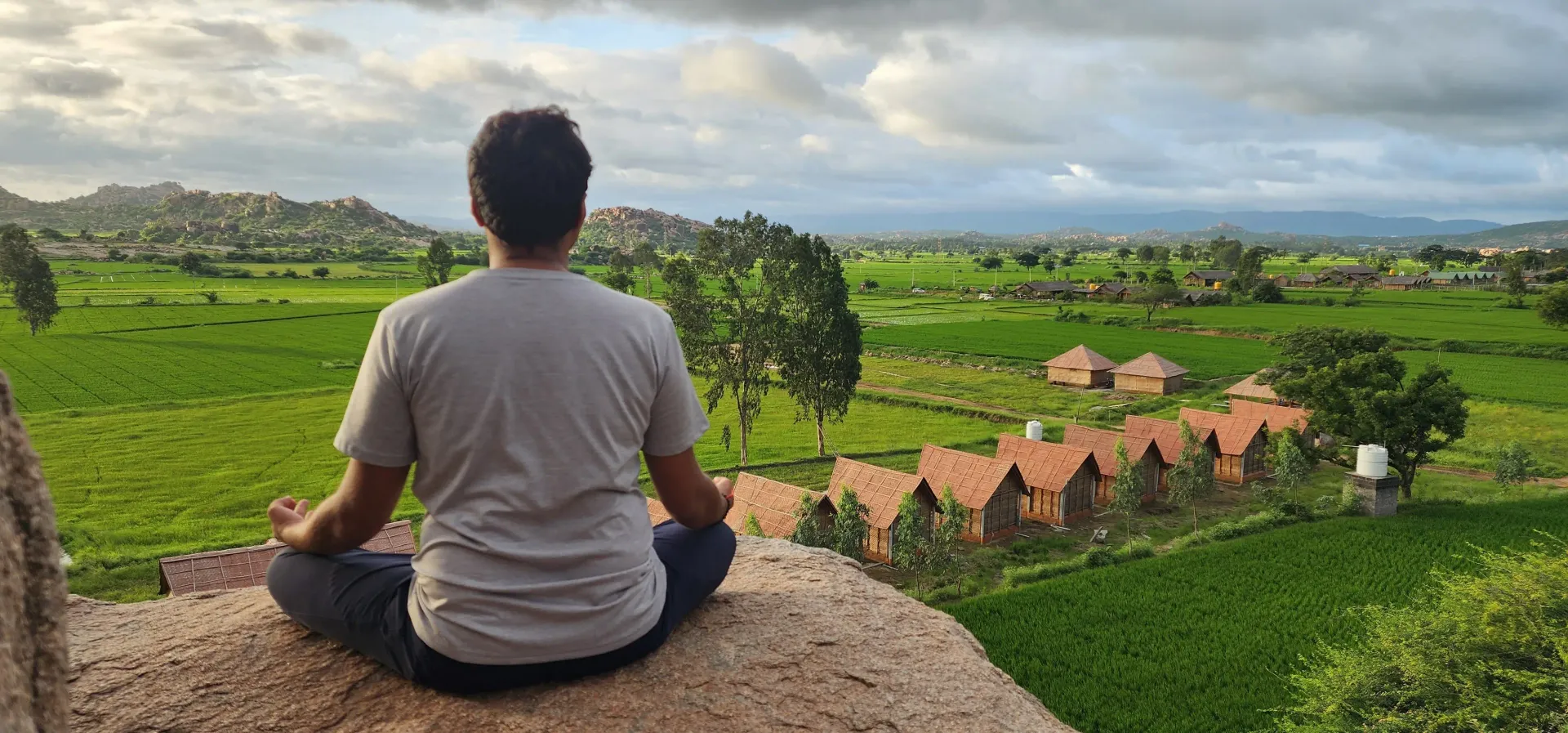 Bodhi Sattva Yoga - Monk Stay