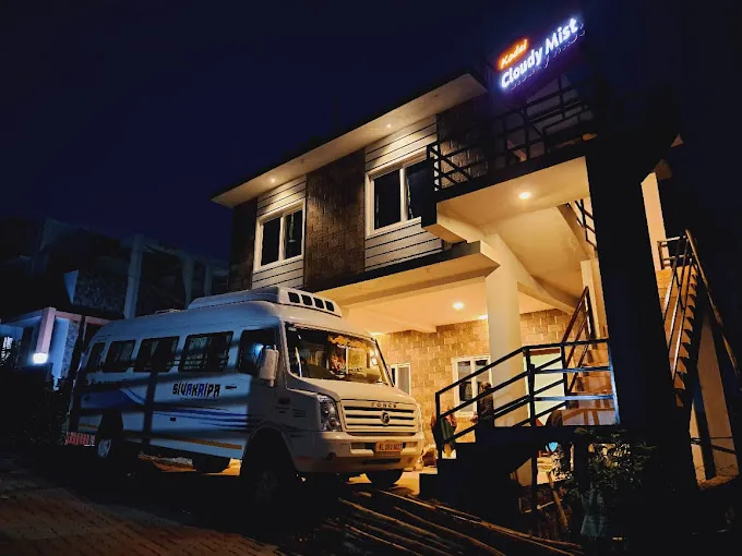 Cloudy Mist Kodaikanal